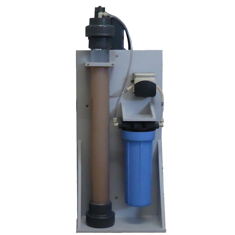 IONEX R-PM - kompakte Anlage zur Rückgewinnung von Edelmetallen und zur Reinigung der Abwässer im Leiterplattenlabor. Wasseraufbereitung, Abwasserreinigung, und Spülwasserreinigung.